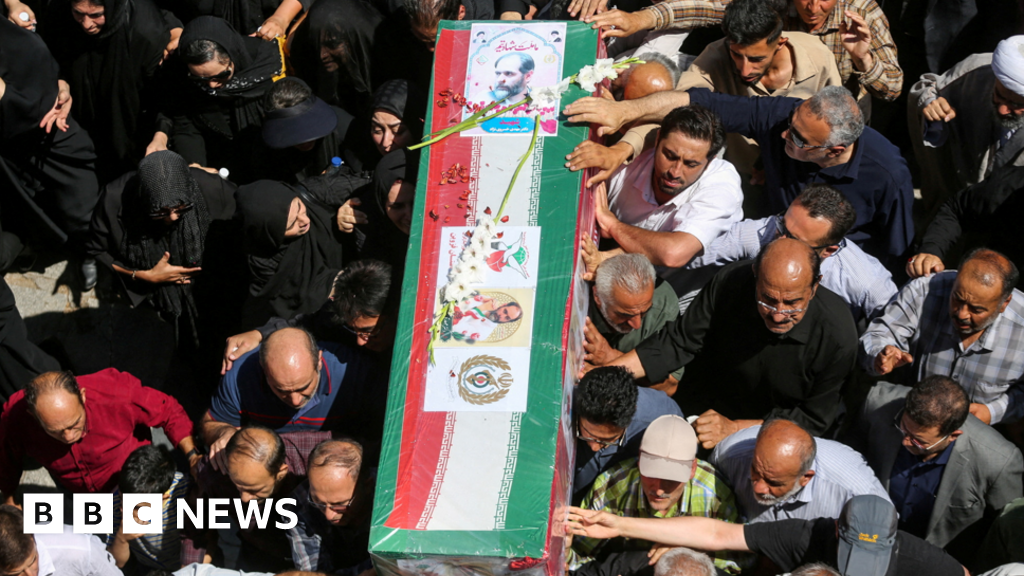 e6bf2840 53ec 11f0 8485 7bd50fa63665 Iran holds state funeral for military leaders killed in Israel conflict