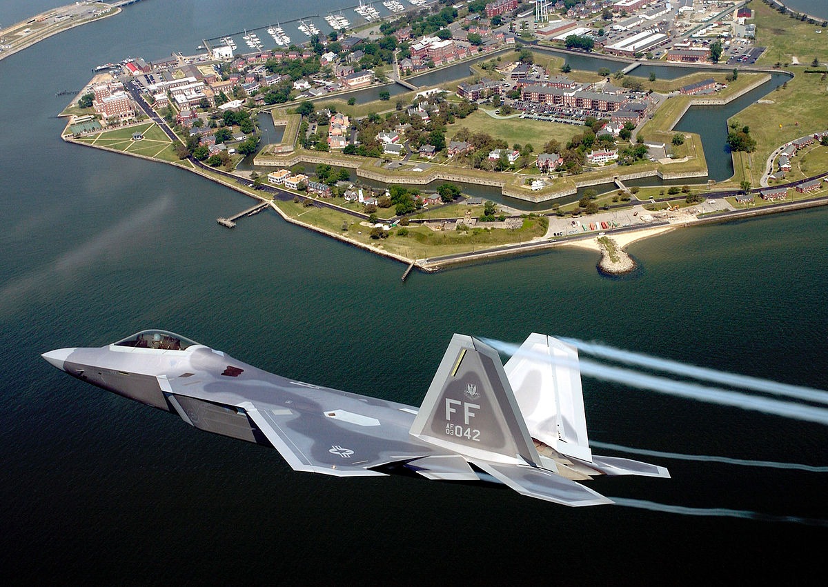 How U.S. Stealthy Raptor Shocked Iranian F-14 Pilot In 2013 By Flying Under Its Belly F-22 Raptors at Langley Air Base