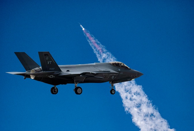 f 35 UK U.K To Become 2nd Country In Europe That Would Operate Nuclear-Capable F-35A Stealth Jets; More Could Follow