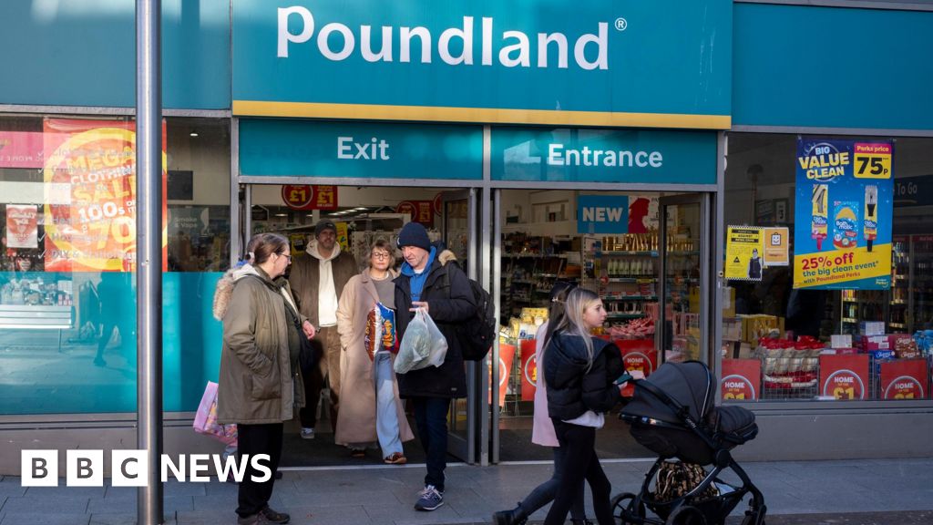 f96582d0 475f 11f0 af7d d7c0845357d2 Struggling bargain chain sold for £1