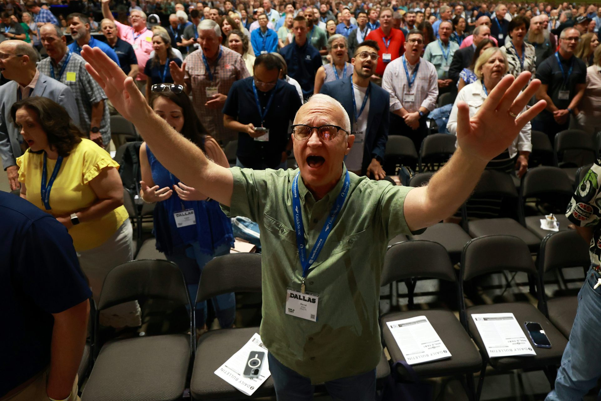 file 20250612 56 lkcsj2 Southern Baptists’ call for the US Supreme Court to overturn its same-sex marriage decision is part of a long history of opposing women’s and LGBTQ+ people’s rights