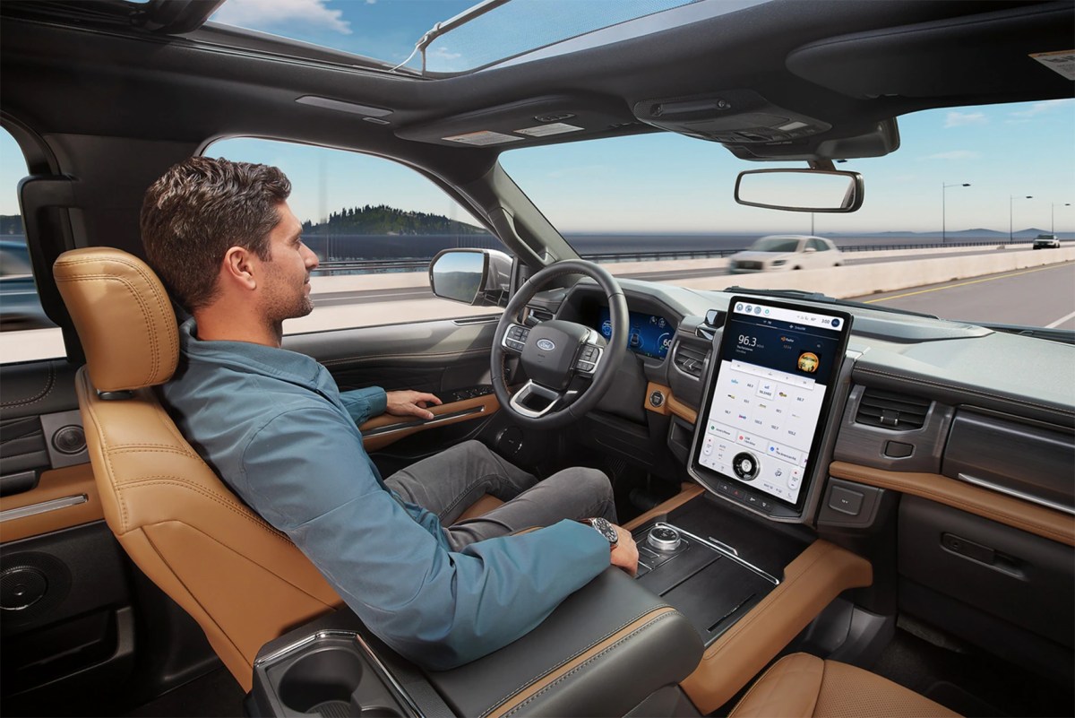 ford blue cruise adas Feds question Ford in hands-free driving investigation