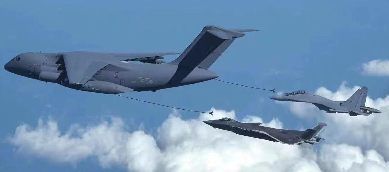 Chinese Military Bloggers Say Russia No Longer Flies The “Best Flankers” But PLAAF Does With J-16s China-Rufueling-Y-20