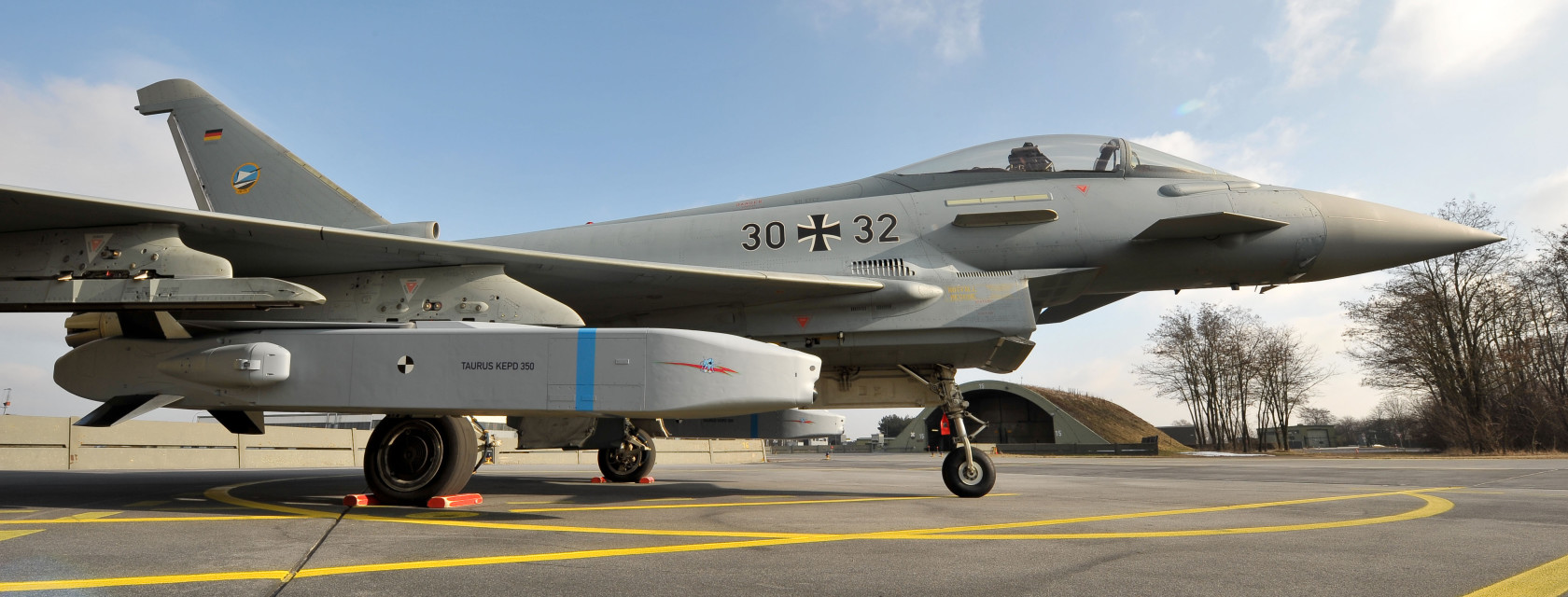 France Could Go ‘Solo’ With 6th-Gen Fighter, Dassault CEO Says As Rafale, Eurofighter Developers Fight Over FCAS TAURUS missile