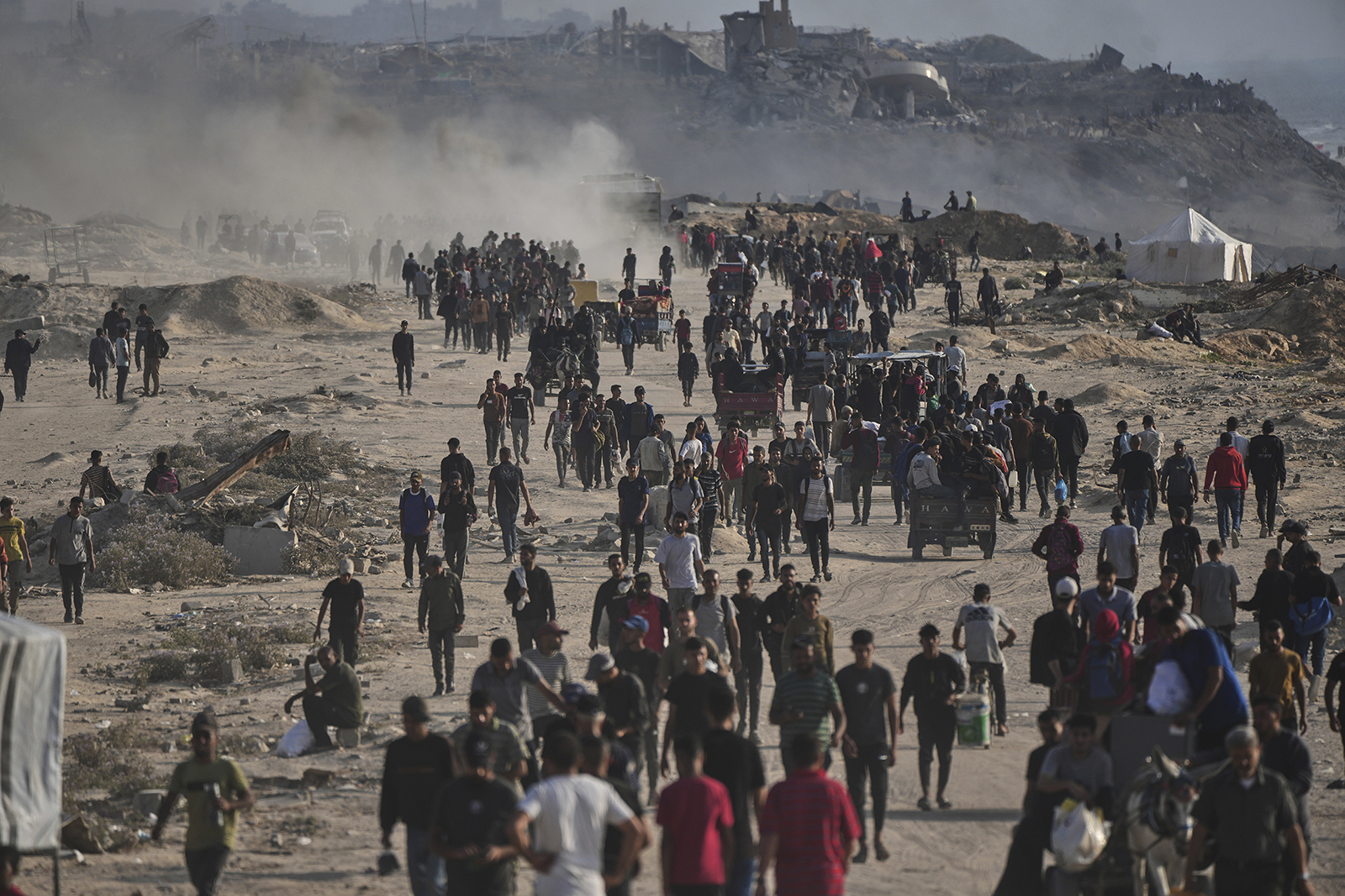 webRNS Gaza War1 'Convince people that peace is possible,' says Gaza Catholic parish priest