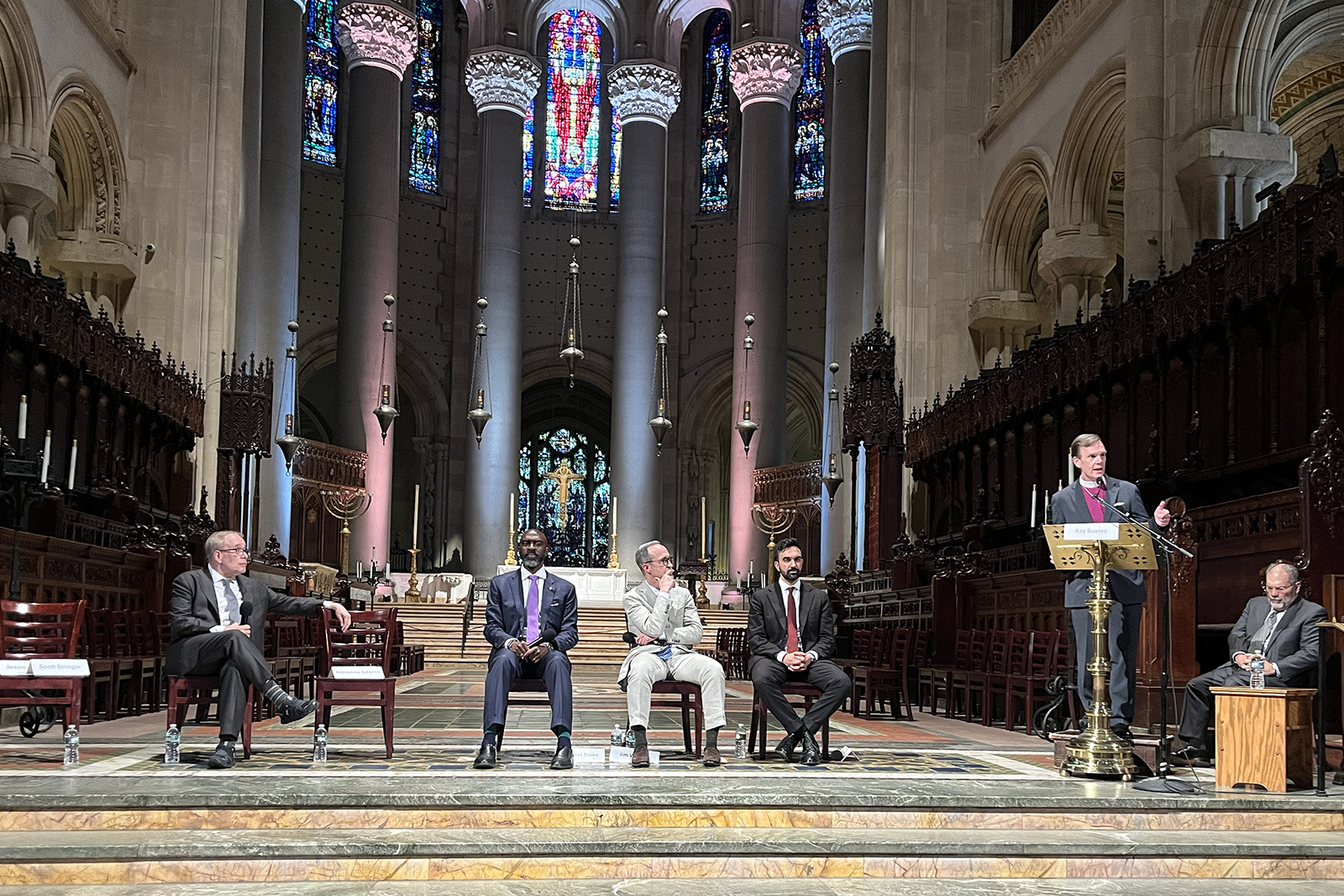 webRNS Interfaith New York1 NY mayoral candidates address sanctuary, Trump and religious hatred at interfaith forum