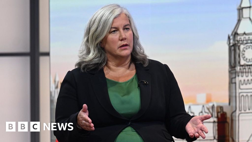 02dad450 5fcf 11f0 a40e a1af2950b220 We're looking at further online safety rules, says minister