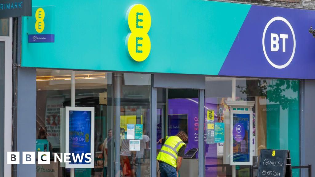 25abe880 6a4b 11f0 9878 a1f4f8230617 EE says latest outage fixed after 'technical fault'