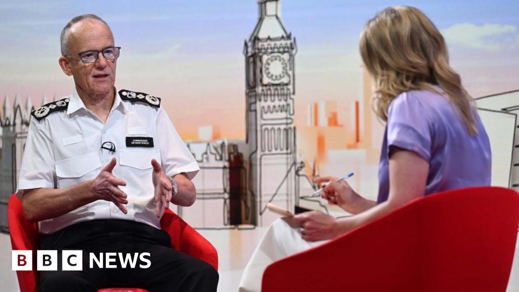 27aaa690 5a64 11f0 bb7d 5f9bf28de527 Football clubs should pay towards £70m policing cost, Met chief says