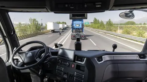 Trucking's uneasy relationship with new tech Getty Images The steering wheel on an Inceptio Technology autonomous truck in Jinan, Shandong Province, China