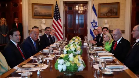 Trump upbeat on Gaza ceasefire talks as he hosts Netanyahu Reuters US President Donald Trump meets with Israeli Prime Minister Benjamin Netanyahu at the White House in Washington DC on 7 July 2025.