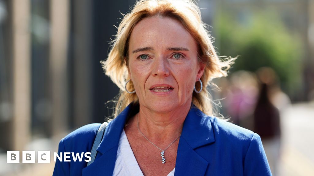 495f1b20 63b7 11f0 9db6 55d8c3b2d8f2 Lawyers for nurse in trans case criticise 'irresponsible' health board