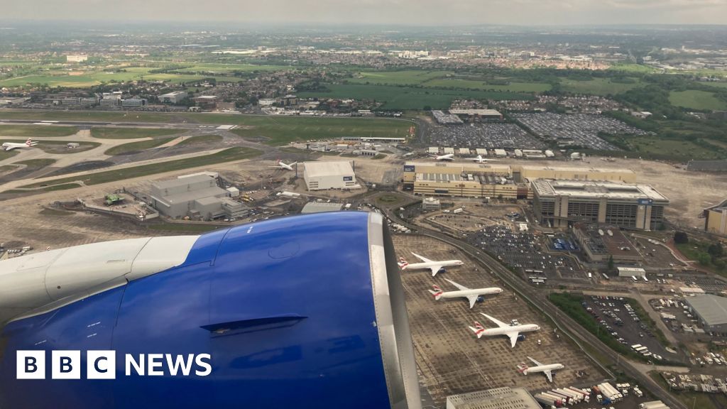 61c37e70 5e28 11f0 a40e a1af2950b220 Heathrow Airport aims to add 10m annual passengers by 2031