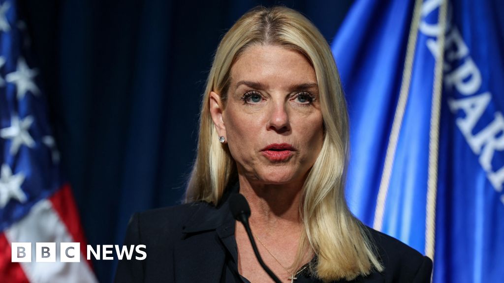 6a932420 61dd 11f0 960d e9f1088a89fe Trump says Attorney General Bondi should release 'credible' information on Epstein