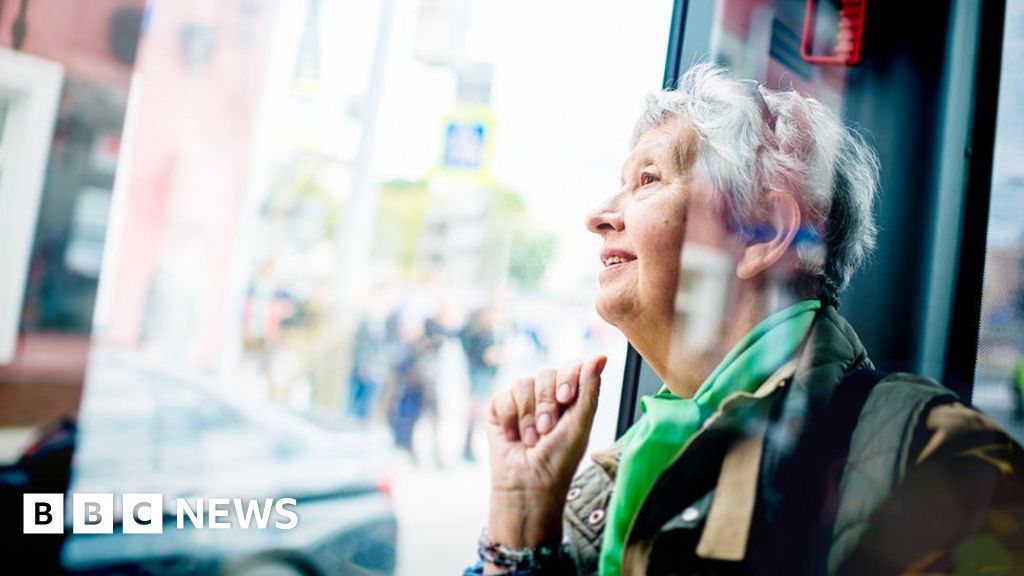 70bf2ad0 5bff 11f0 960d e9f1088a89fe What is the triple lock and how much is the state pension worth?