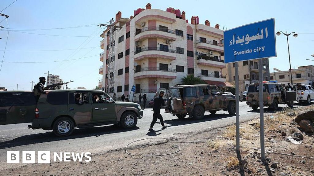 7294b8d0 643c 11f0 8410 f5c03c932460 Syria presidency to send new force to halt clashes in south