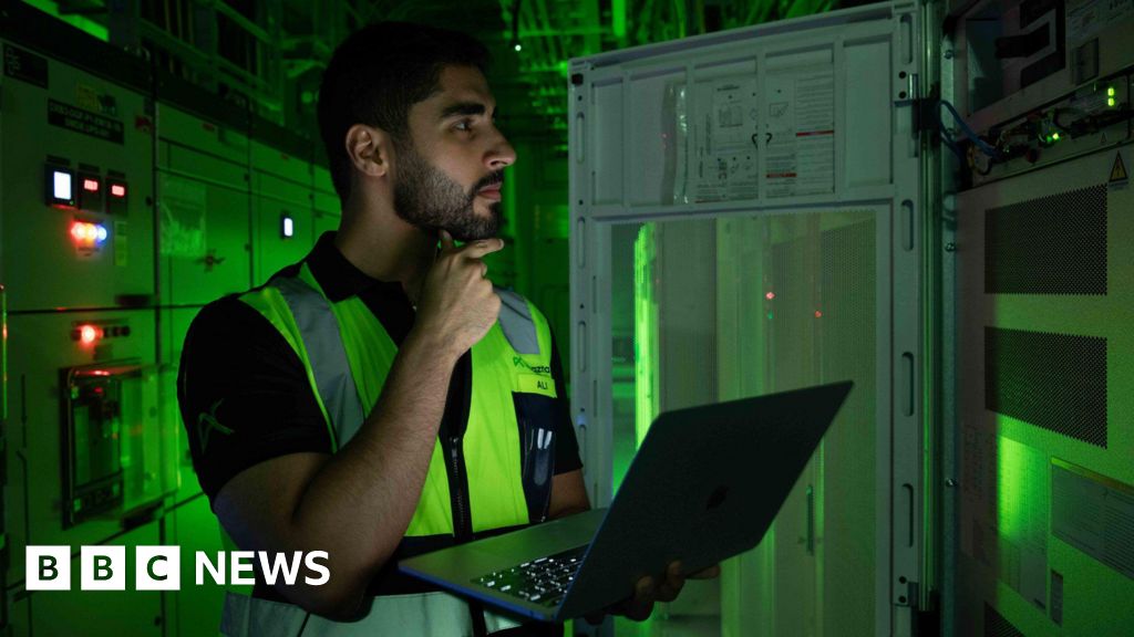 97061040 6317 11f0 b9e2 cfbce8d64ab1 The Gulf bets big on AI as it seeks the 'new oil'