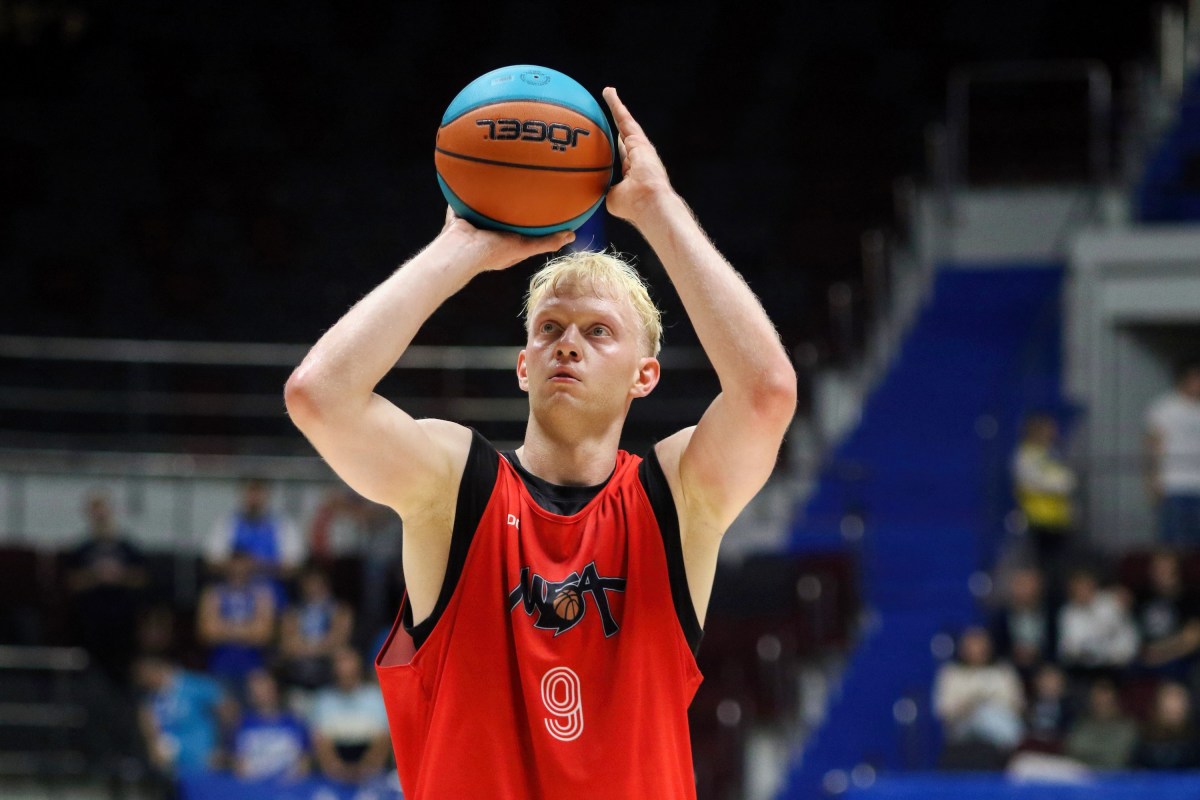 Daniil Kasatkin MBA Moscow French police arrest Russian basketball player accused of ransomware: report