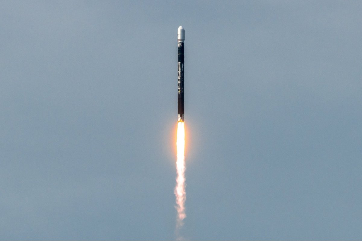 GB IeFTW0AAcv33 Firefly Aerospace files for an IPO