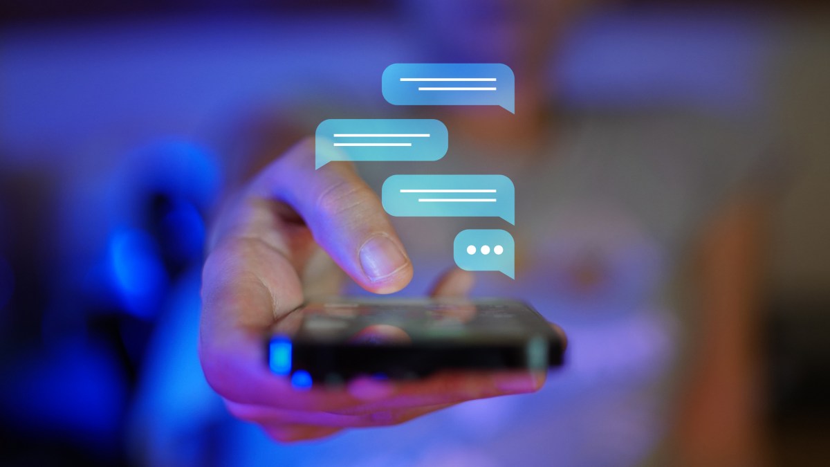 GettyImages 1652215712 Mockly made a fake DM generator that's actually user-friendly