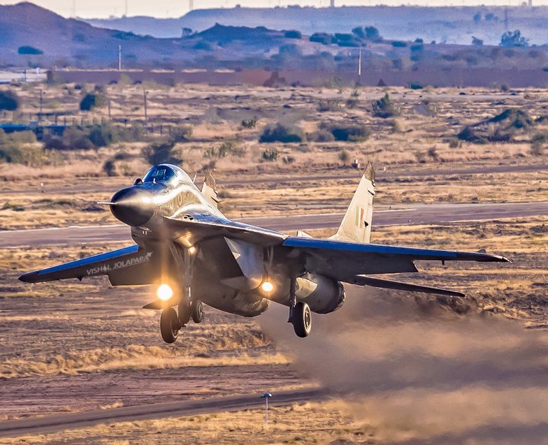 U.S. To Revamp Russian MiG-29 Fighter Jets In Service With Indian Military; Signs $2.34 Billion MRO Pact IAF-MiG-29