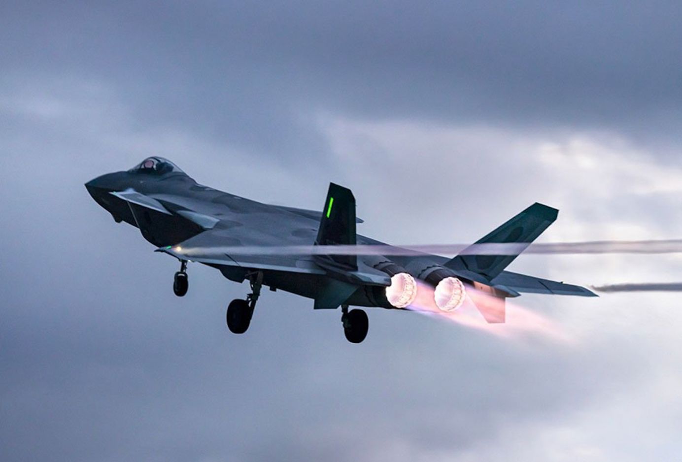 J 20 Fighter Jet 1 J-20 