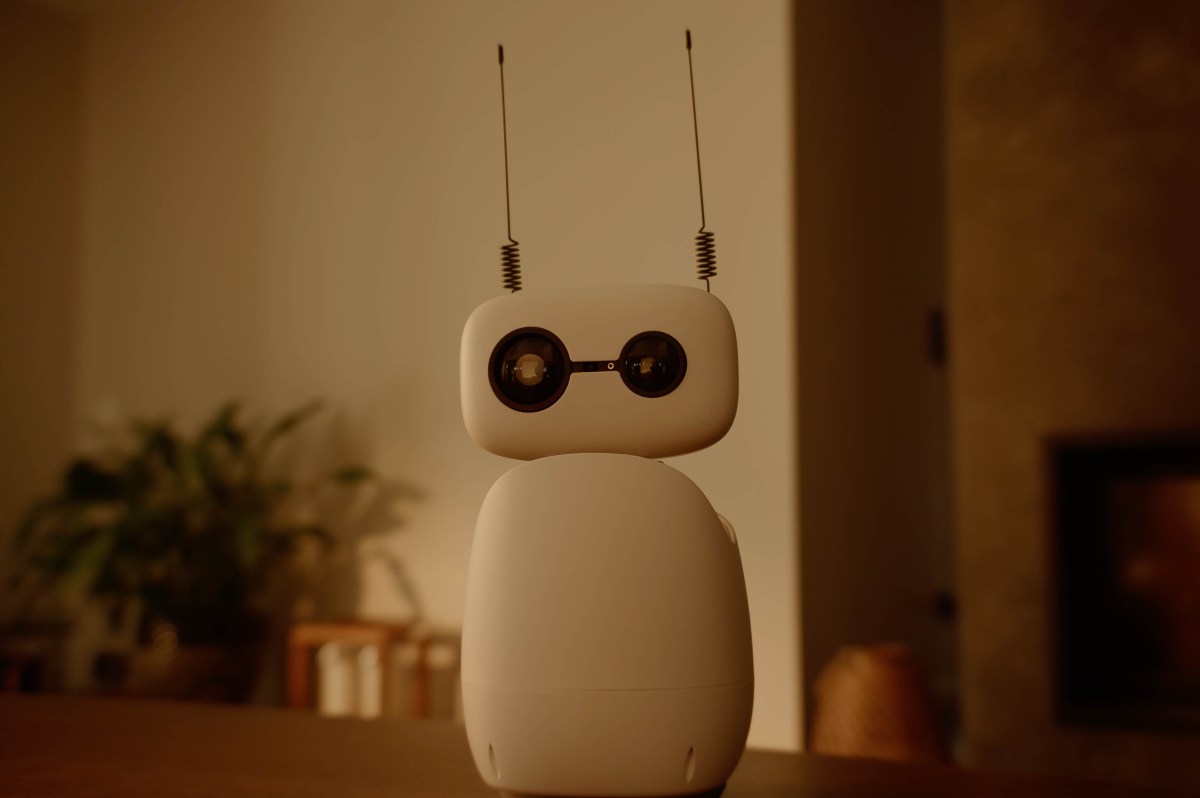 REACHY MINI 3 Hugging Face opens up orders for its Reachy Mini desktop robots