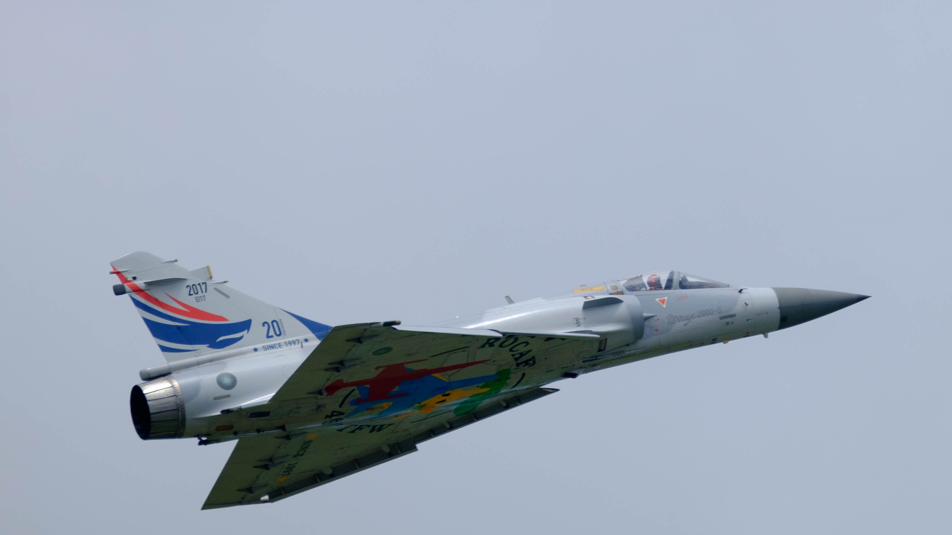 Ukraine’s F-16, Mirage-2000 Jets Downed; Why China’s Internet Is Buzzing With Glee? File:ROCAF Mirage 2000-5EI 2017 Demonstration Flight at Gangshan AFB 20170812b.jpg - Wikimedia Commons