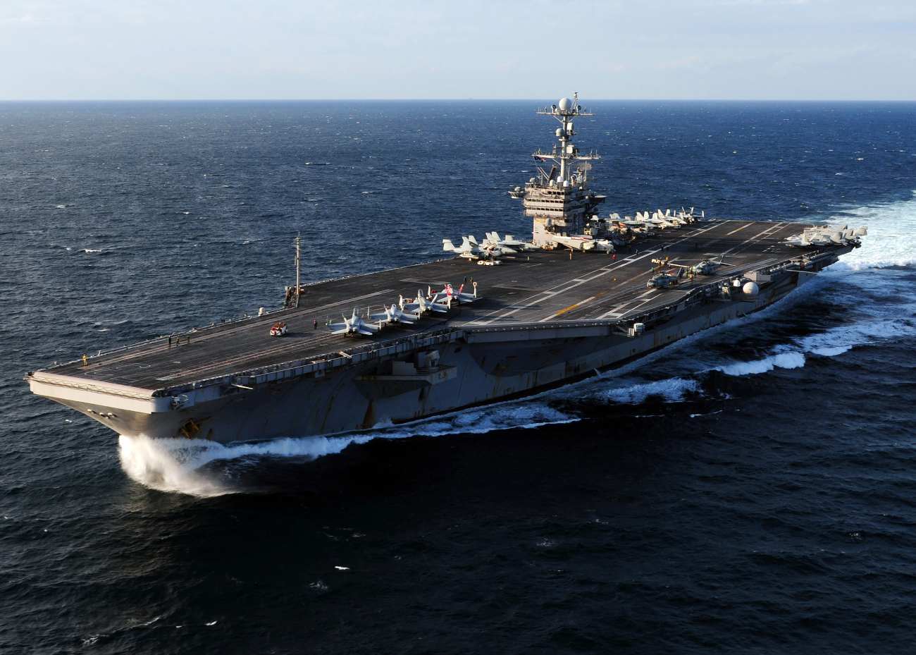 USS George Washington 1 US Navy’s Nuclear Powered Aircraft Carrier Visits Philippines A Day After China’s 1st Indigenous Carrier, Shandong, Visits Hong Kong