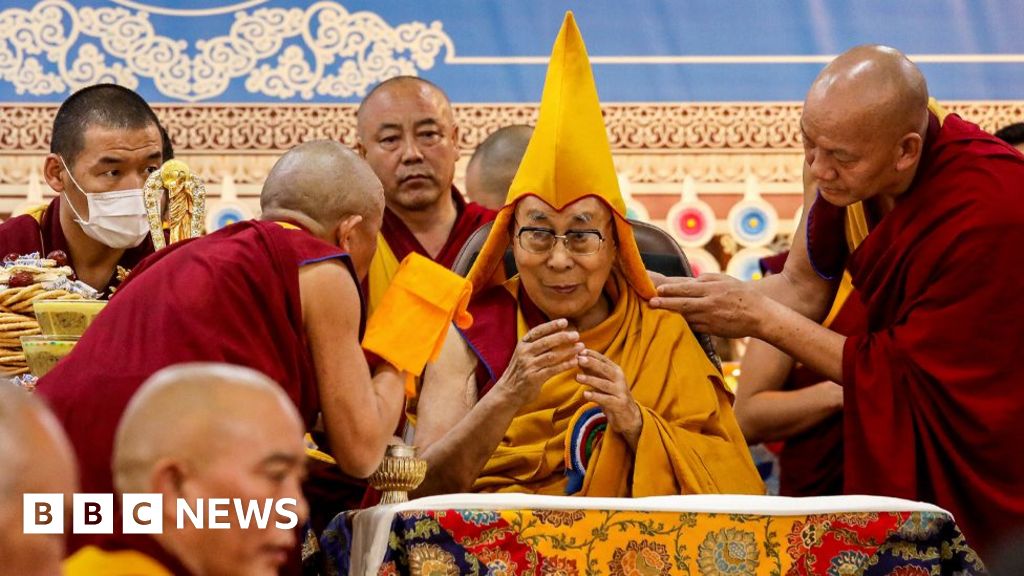 b515c220 56a5 11f0 960d e9f1088a89fe Will Tibetan spiritual leader reveal succession plan as he turns 90?