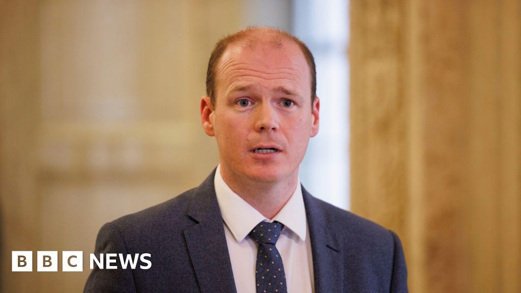 bcf33140 5839 11f0 af0c b19c75e243db Lyons says 86% of NI pensioners to be eligible for payment