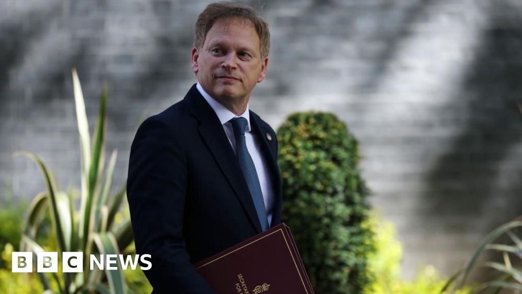 c8701b00 63a1 11f0 af20 030418be2ca5 Grant Shapps says his focus was on saving lives after Afghan data breach