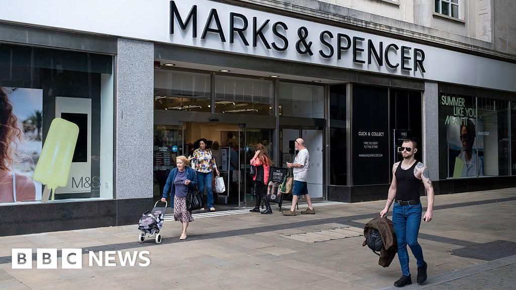 e02e8be0 5673 11f0 95fc edf89039c20a M&S 'fully back online in four weeks', says boss