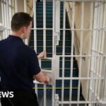 Nurses union to reject pay deal as strike vote looms