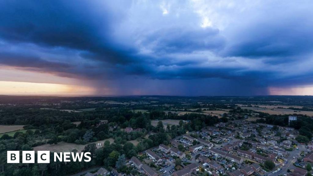 f9990800 6481 11f0 b7ac ada40bafab51 Yellow warnings as thunderstorms could bring flash floods