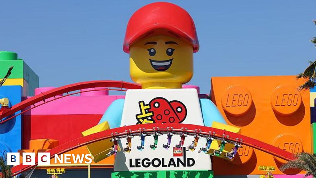 fb604e70 65c9 11f0 9c40 7d493646489f China bets on Western theme parks to lift spending
