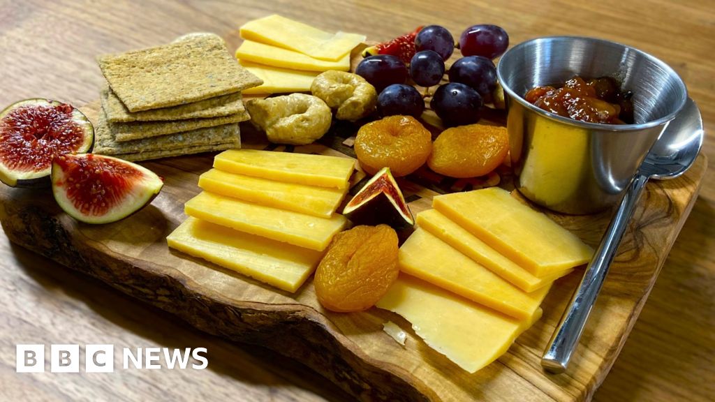 fef00e10 5e38 11f0 a40e a1af2950b220 Lab-grown cheese is coming – but would you eat it?