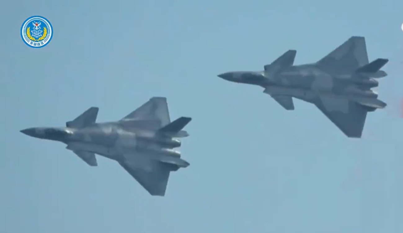 2nd F-35, J-20 Encounter Reported As China's PLAAF Uses Mighty Dragons As Frontline Jets For Interceptions j 20 2nd F-35, J-20 Encounter Reported As China's PLAAF Uses Mighty Dragons As Frontline Jets For Interceptions
