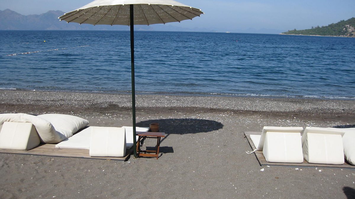 p0lp79yz Holidays To Spain, Cyprus And Turkey Prices Soar