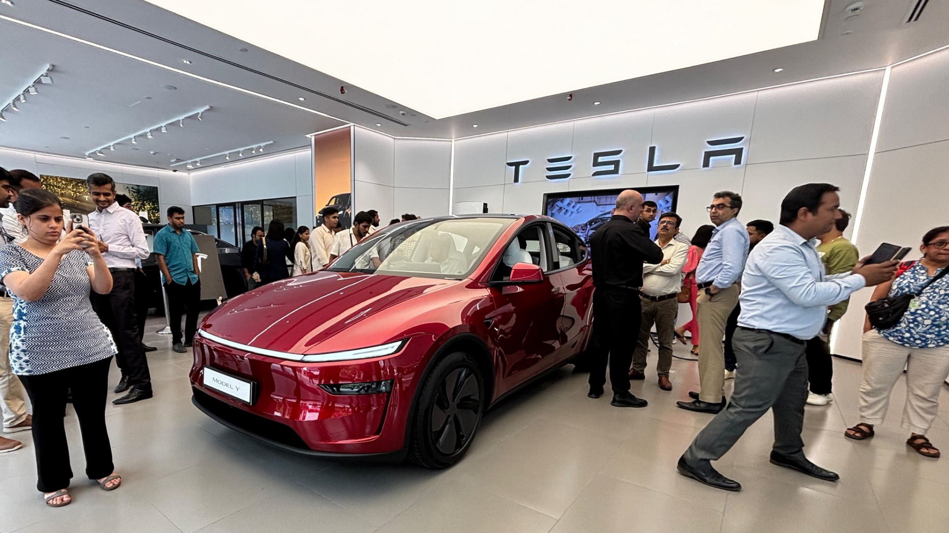 Tesla loses its charm for India's loyalists — even as Musk finally delivers tesla india store 02 Tesla loses its charm for India's loyalists — even as Musk finally delivers