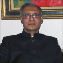 On Guru Purnima, Hindus honor the teachers who shaped them webRNS Arvind Sharma 20250710 On Guru Purnima, Hindus honor the teachers who shaped them
