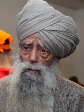 Fauja Singh, world's oldest marathon runner, showed us how to persevere with joy webRNS Fauja Singh2 042219 Fauja Singh, world's oldest marathon runner, showed us how to persevere with joy