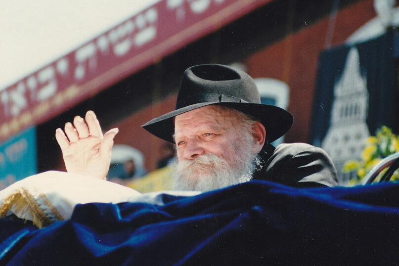 A radical balm to reduce teen suicide: Acts of kindness webRNS Rebbe Schneerson 1987 A radical balm to reduce teen suicide: Acts of kindness