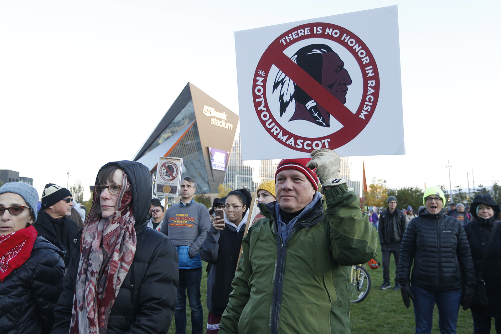 webRNS Redskins Football1 071320 Trump's call to revive sports teams' Native mascots reverses progress on religious freedom