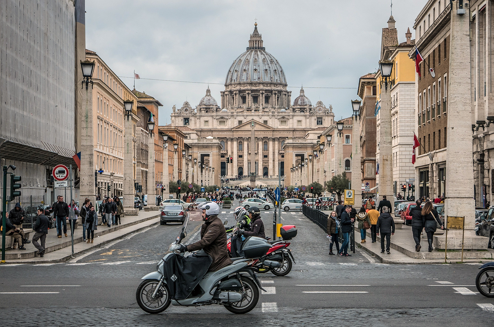 webRNS Vatican Peters Basilica1 At the Vatican, experts challenge the rules of global debt and finance