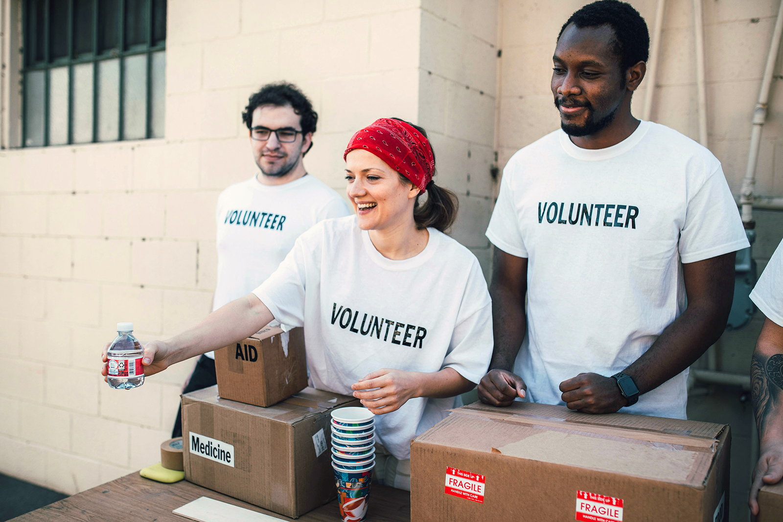 webRNS Volunteer Kindness1 A radical balm to reduce teen suicide: Acts of kindness