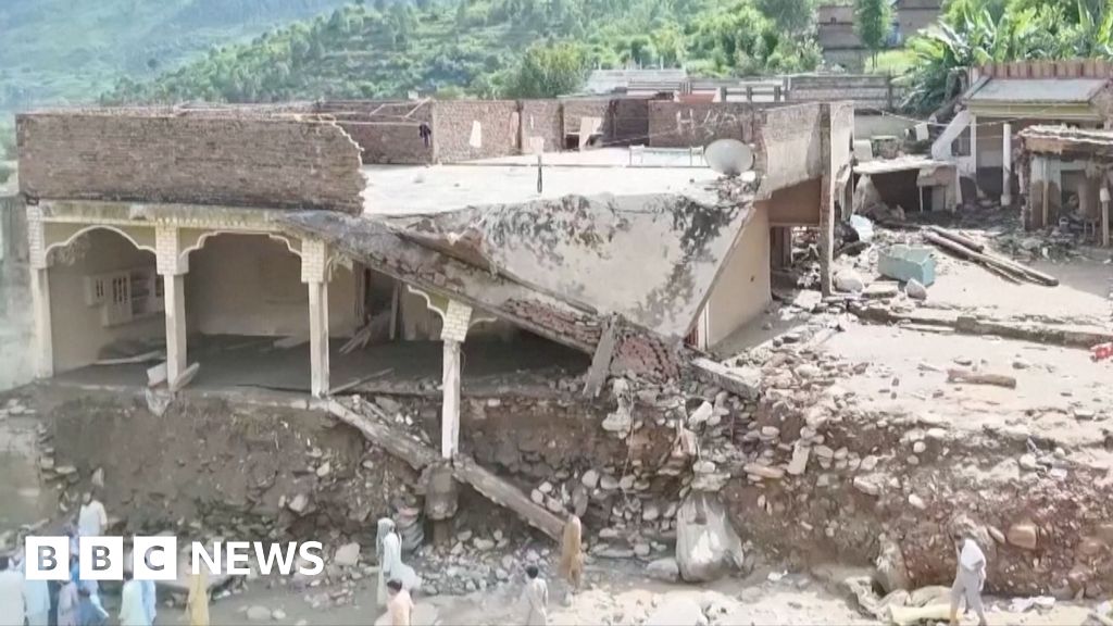 038f4390 7c94 11f0 83cc c5da98c419b8 Destruction in Pakistan after flash floods that have killed hundreds