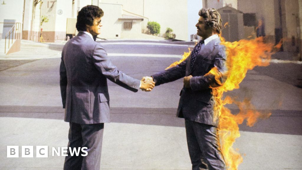 06adcbb0 7b62 11f0 ab3e bd52082cd0ae Hollywood stuntman set on fire for Pink Floyd cover dies aged 88