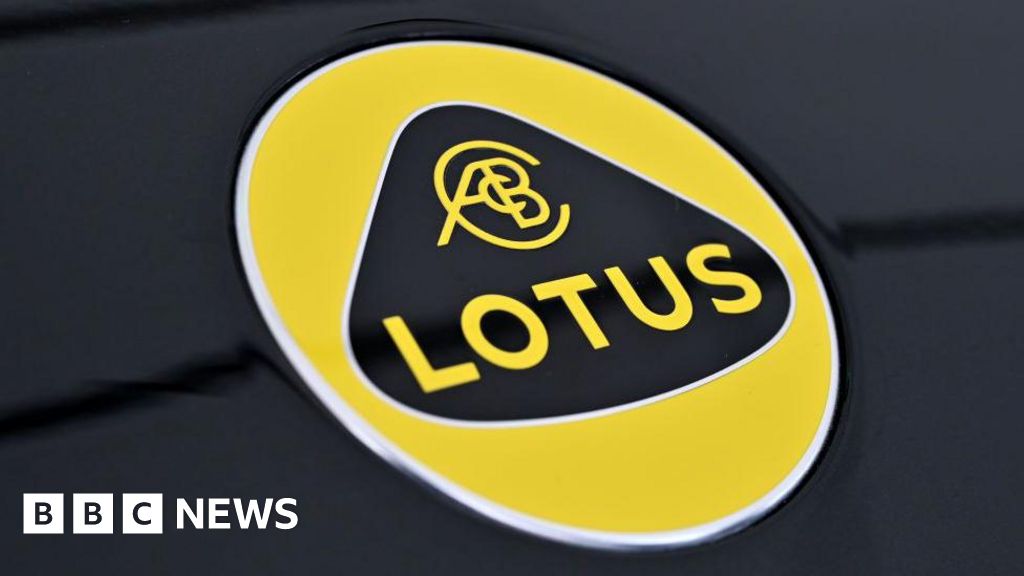 0ca7c270 5b44 11f0 b376 d3bebe05d078 Sports car manufacturer Lotus to cut 550 jobs at Norfolk base