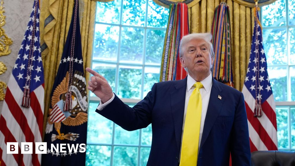 23eb2ee0 73d1 11f0 8b59 b1bcdd5e637e Trump opens door for crypto in retirement accounts